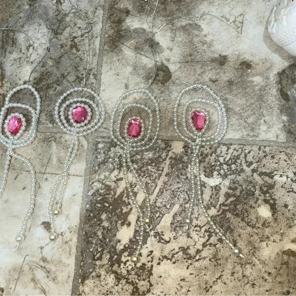 Vintage Christmas Pearl Pink and Purple Diamond Spade and Oval Shapes Ornaments - Picture 12 of 13